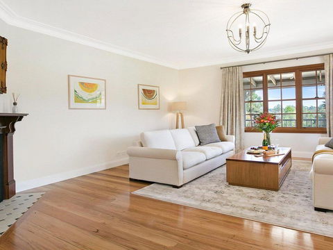 Ballogie Lodge - A Quality, Timeless Retreat - E Caravan Parks 2