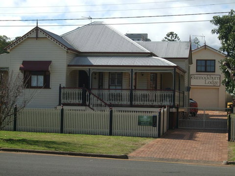 Bannockburn Cottage - E Caravan Parks 0
