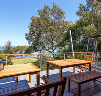 Barefoot Beach House - E Caravan Parks