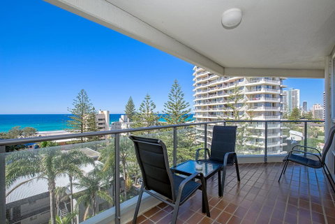Baronnet Apartments - E Caravan Parks 2