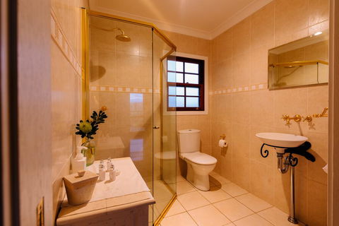 Barrington Hideaway- River Cottages - E Caravan Parks 2