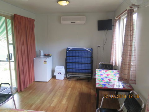 Batchelor Holiday Park - E Caravan Parks 0