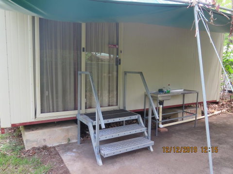 Batchelor Holiday Park - E Caravan Parks 2