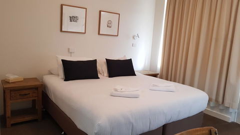 Bathurst Explorers Motel - E Caravan Parks 1