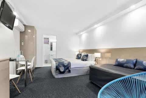 Bay City (Geelong) Motel - E Caravan Parks 1