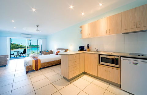 Baybliss Apartments Studio 3 - E Caravan Parks 3