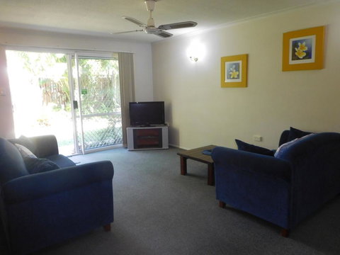 Bayshores Apartment Hervey Bay - E Caravan Parks 2