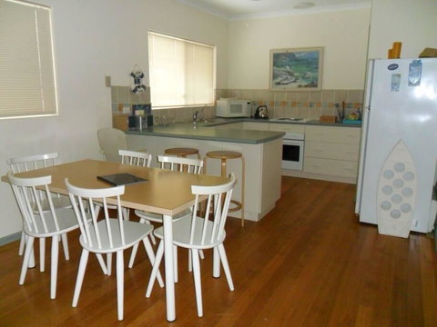 Bayside At Falcon Bay - E Caravan Parks 2