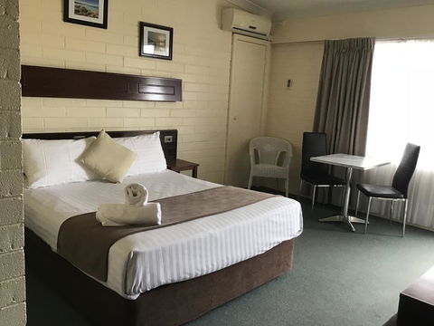 Bayview Motel - E Caravan Parks 2