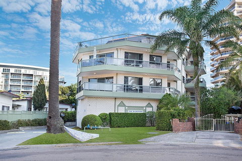 Bayview, Unit 6 - The Entrance, NSW - E Caravan Parks 0