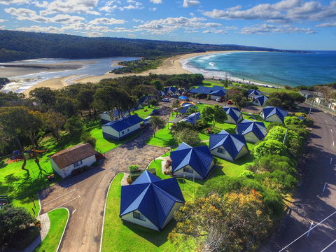 Beach Cabins Merimbula - E Caravan Parks 0