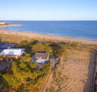 Beach Cottage In The Heart Of Mandurah - E Caravan Parks