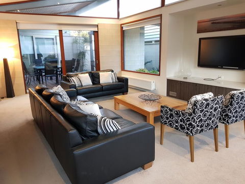 Beach Haven - E Caravan Parks 0