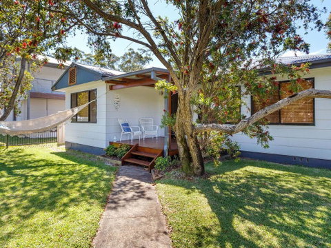 Beach House - E Caravan Parks 0