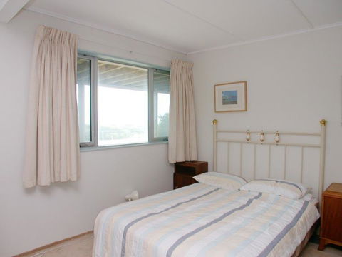 Beach House At Silver Sands - E Caravan Parks 1