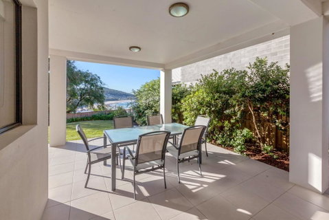 Beach House, Pacific Road, 1/20 - E Caravan Parks 0
