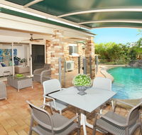 BEACHED  COOLUM Pet Friendly WIFI Linen supplied - E Caravan Parks