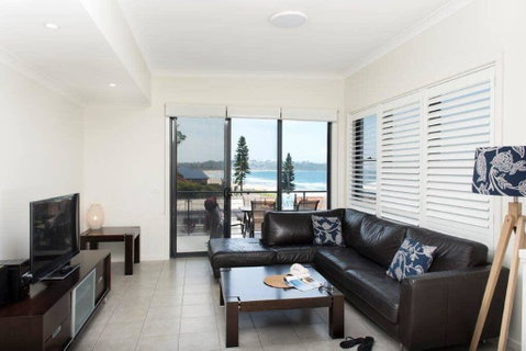 Beachfront 8 - E Caravan Parks 3