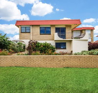 Beachfront Apt with Private Pool - E Caravan Parks