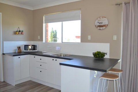 Rio Rita Ocean View Apartments - E Caravan Parks 3