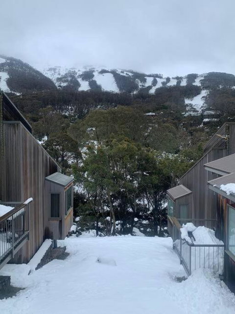 Riverside Cabin 18 Thredbo - E Caravan Parks 0