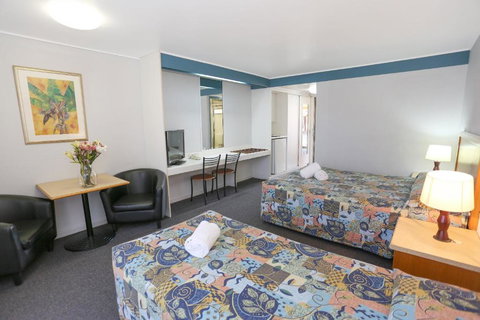 Reef Resort Motel - E Caravan Parks 2