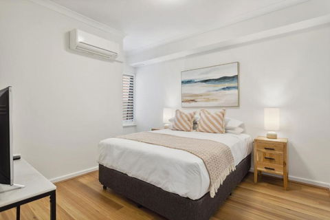 REGL20/11 - Regal In East Perth - E Caravan Parks 1