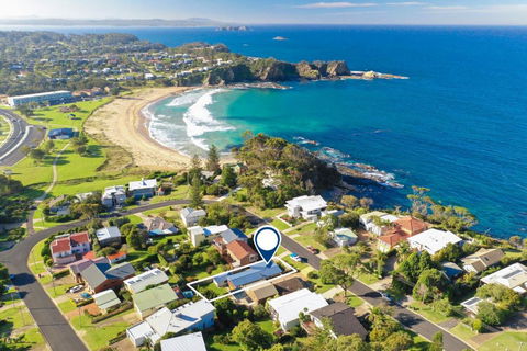 Relax And Reconnect At MaluaBay - E Caravan Parks 0