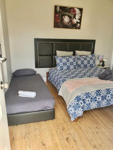 Renovated Little Cottage Aberdare Hunter Valley - E Caravan Parks 1