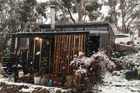 ReThynk Unique Tiny Home East Jindabyne - E Caravan Parks 0