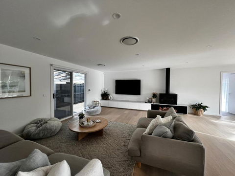 Retreat On Fig Street - E Caravan Parks 3