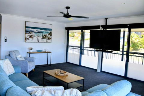 Retreat To Marlin - E Caravan Parks 2