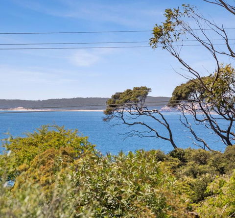 RIPVIEW In Old Lonnie - E Caravan Parks 1