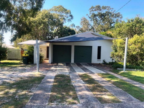 Rise N Shine Rainbow Beach - E Caravan Parks 0