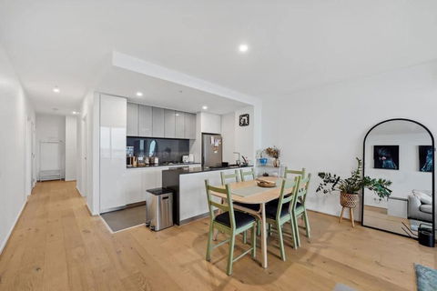 Riverina - Ultimate Footscray Getaway With Parking - E Caravan Parks 2