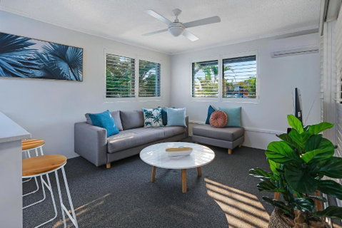 Riverside Location, Noosa Sound - E Caravan Parks 2
