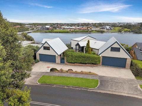 Riverview - E Caravan Parks 2