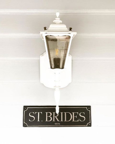 Saint Brides - Superior Boutique Accomodation - STEPS TO PAKINGTON STREET - E Caravan Parks 1