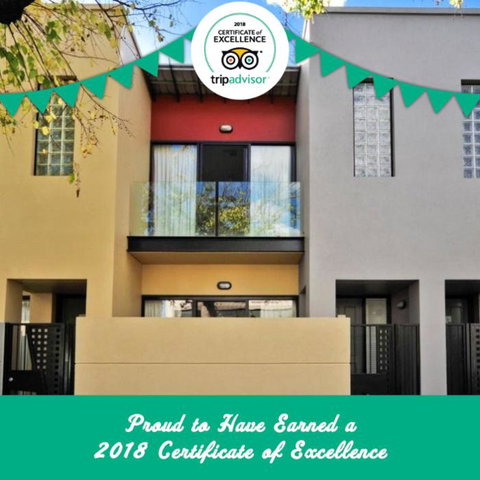 RNR Sturt Holiday Home - E Caravan Parks 1