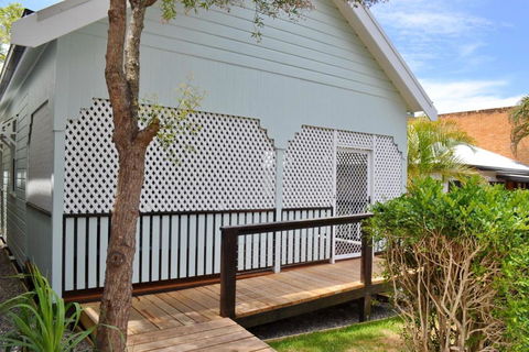 Rockleigh - Bring Your Own Linen. - E Caravan Parks 0