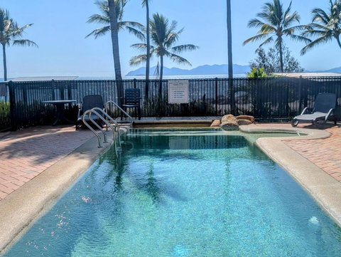 Rose Bay Resort - E Caravan Parks 1