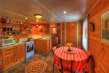 Rosebank Cottage Collection with E Caravan Parks