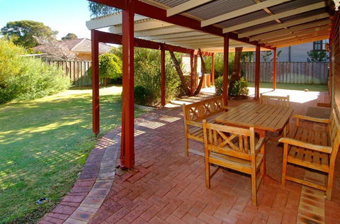 Rosewood Cottage - E Caravan Parks 0