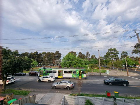 Rosie Townhouse In Prime Location Close To CBD - E Caravan Parks 1