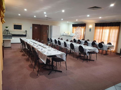 Roundhouse Motel - E Caravan Parks 2