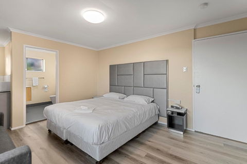 S1 Motel - E Caravan Parks 2