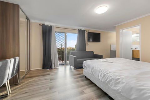 S1 Motel - E Caravan Parks 3