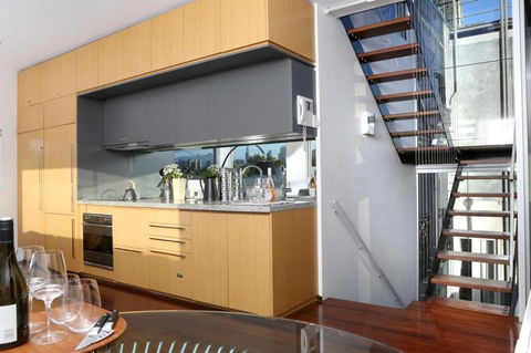 Saint George - The Townhouse - E Caravan Parks 3