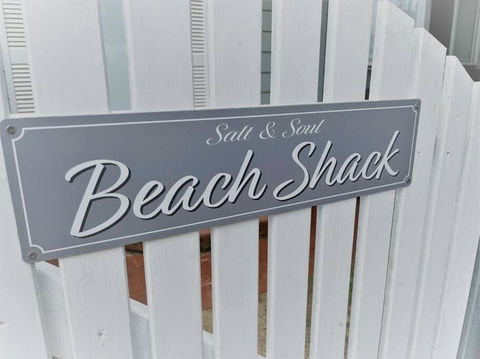 Salt & Soul Beach Shack - E Caravan Parks 1