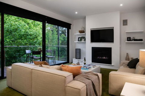 Saltus Luxury In Hepburn - E Caravan Parks 1